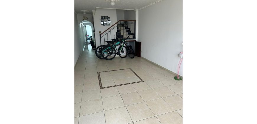 Casa 3 pisos 91m2 en Las Villas Zipaquirá Con parqueadero y Lavanderia