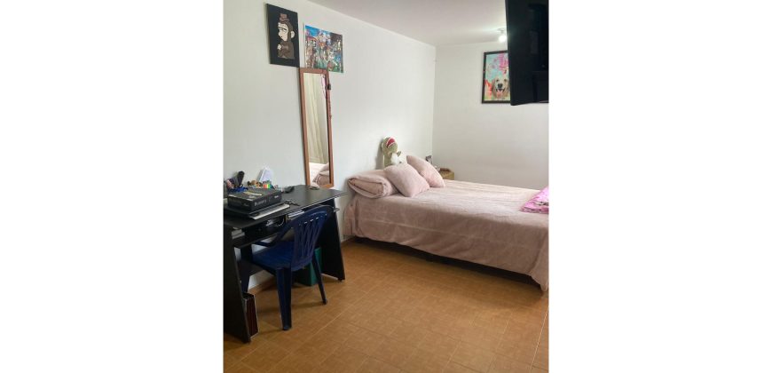 Casa 212m2 San Pablo Zipaquirá con garaje, lavandería y altillo