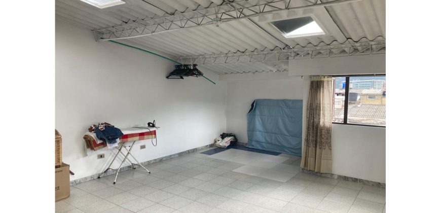 Casa 212m2 San Pablo Zipaquirá con garaje, lavandería y altillo