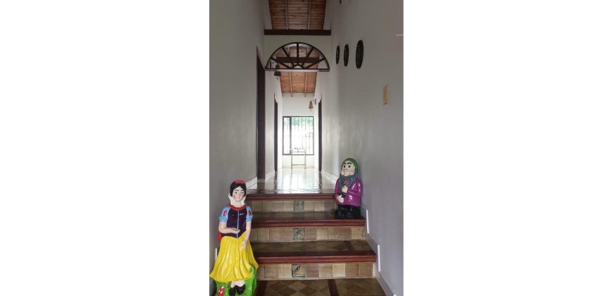 Casa Lote doble 2 Fanegadas Mesitas del Colegio