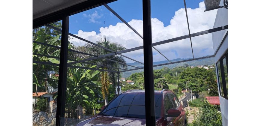 Casa Quinta 2000m2 en Silvania Cundinamarca