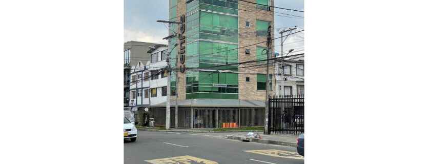 Edificio de 6 pisos 550m2 Barrio Galerias Bogotá DC
