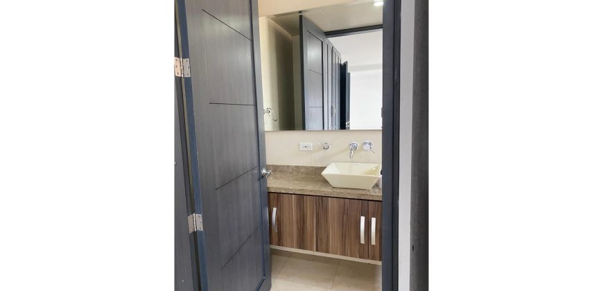 Apartamento Duplex de 109m2 en el barrio Algarra 3 de Zipaquirá con Chimenea y Parqueadero