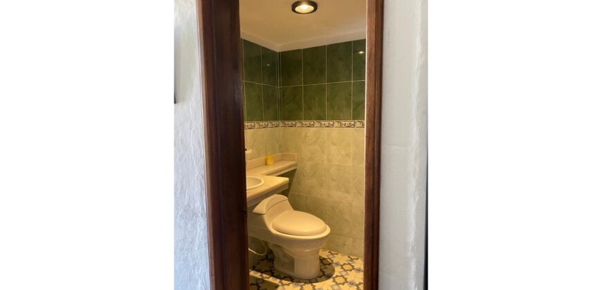 Casa quinta de 6400m2 con invernadero en Cogua Cundinamarca a 500m de la via Ubate Zipaquira