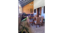 Casa quinta de 6400m2 con invernadero en Cogua Cundinamarca a 500m de la via Ubate Zipaquira
