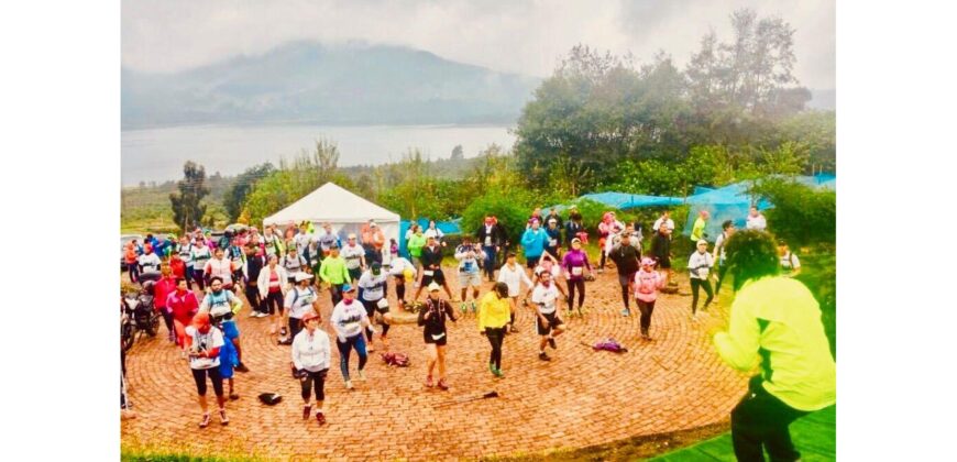 Casa quinta de 26600m2 en el Embalse del Neusa Cogua Cundinamarca con 2 Cabañas y Glamping