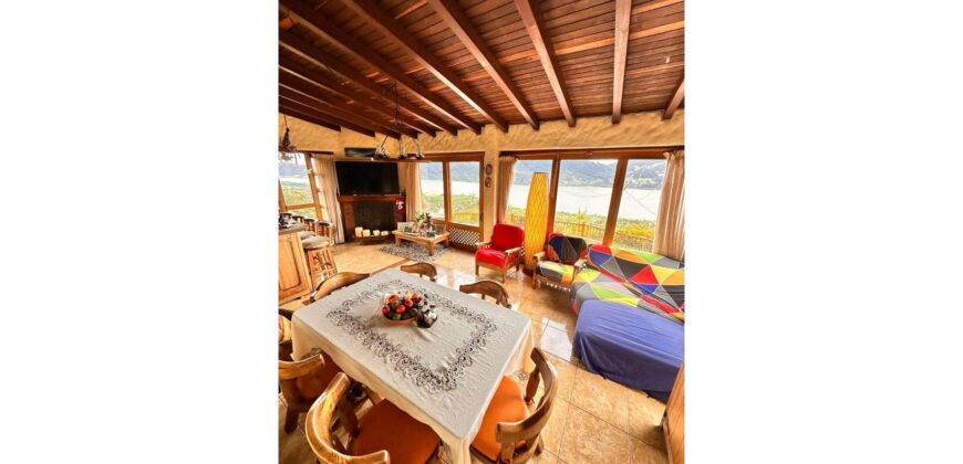 Casa quinta de 26600m2 en el Embalse del Neusa Cogua Cundinamarca con 2 Cabañas y Glamping