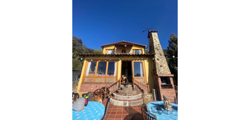 Casa quinta de 26600m2 en el Embalse del Neusa Cogua Cundinamarca con 2 Cabañas y Glamping