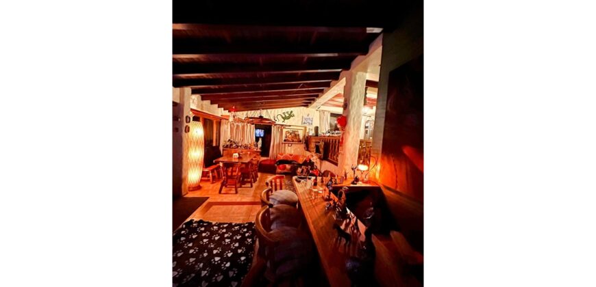 Casa quinta de 26600m2 en el Embalse del Neusa Cogua Cundinamarca con 2 Cabañas y Glamping