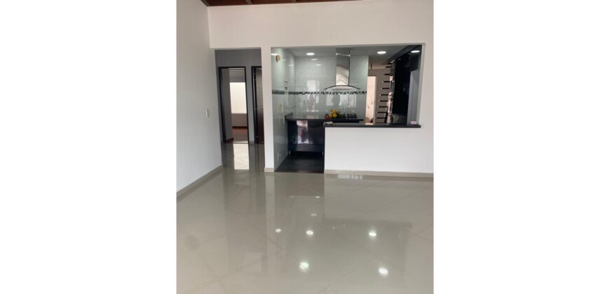 Casa de 140m2 en Conjunto las Acacias de Zipaquirá con Club House y zona verde