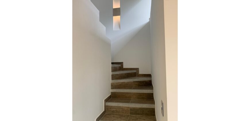 Casa de 3 pisos 174m2 en Condominio Isabela Anapoima Cundinamarca