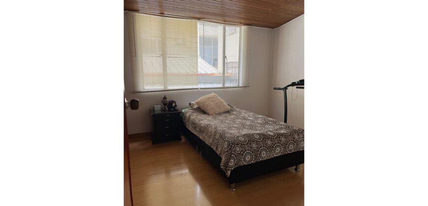 Casa 135m2 con 3 Habitaciones y 2 Parqueaderos en Barrio San Pablo Zipaquirá