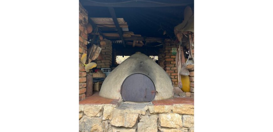 Hacienda de 7 hectareas con Hotel y zona de Glamping en Suesca Cundinamarca