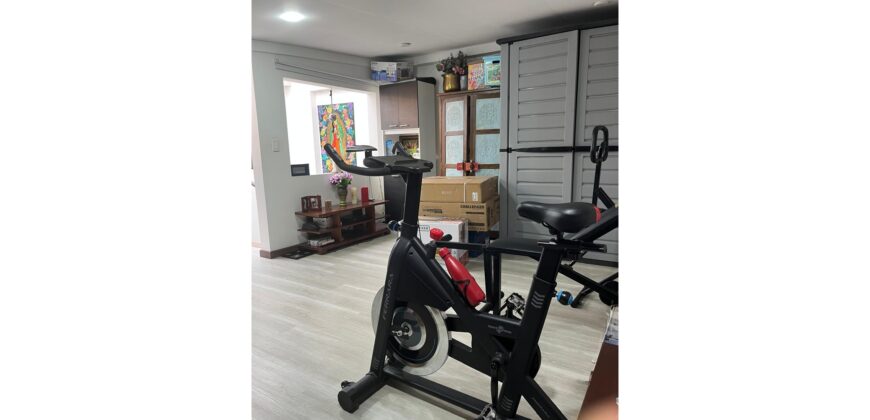 Casa 230m2 Conjunto Riveras de Susagua Cocina americana, Gimnasio y Jacuzzi
