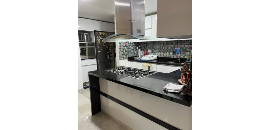 Casa 230m2 Conjunto Riveras de Susagua Cocina americana, Gimnasio y Jacuzzi